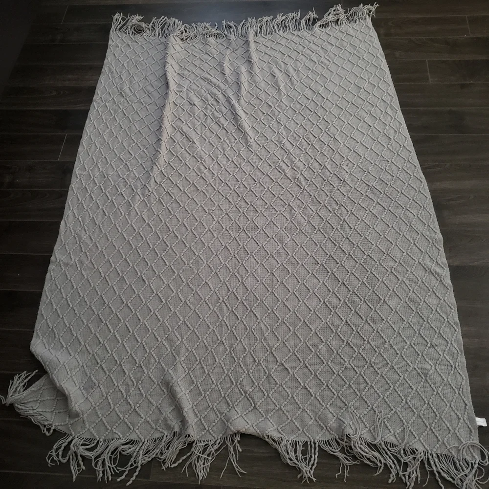 Grey knit tassel throw blanket